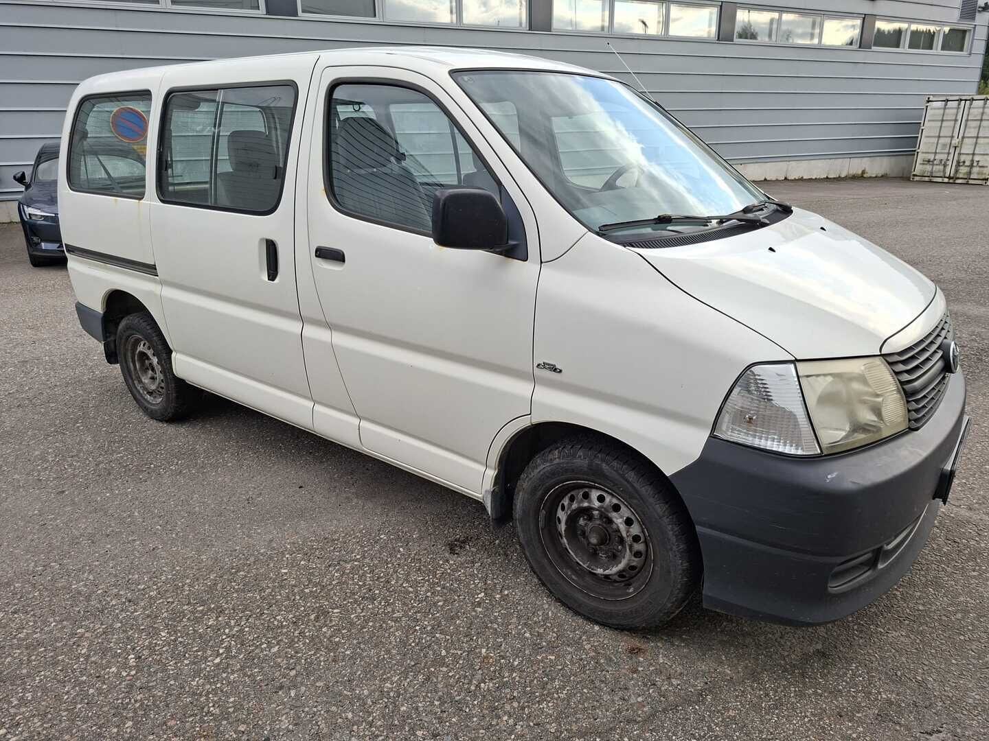 Toyota Hiace