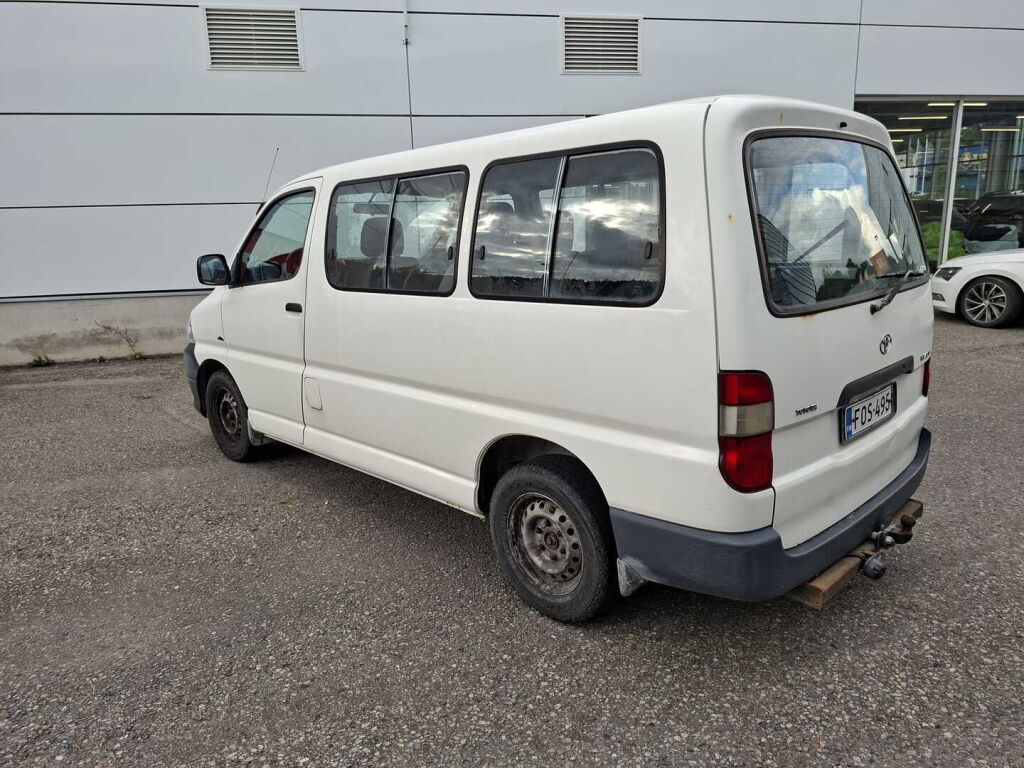 Toyota Hiace 2009 Valkoinen
