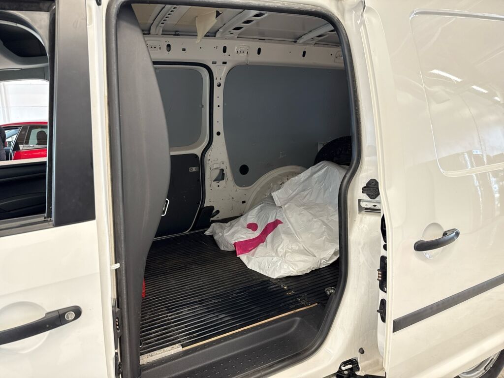 Volkswagen Caddy 2021 Valkoinen