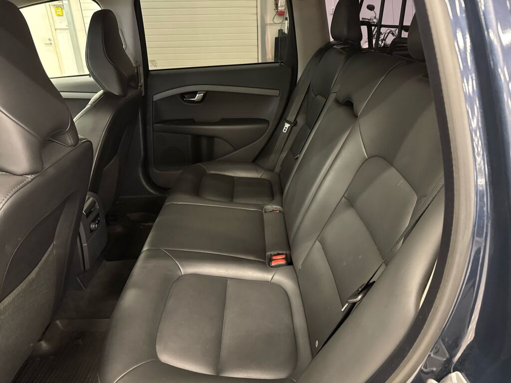 Volvo V70 2014 Sininen