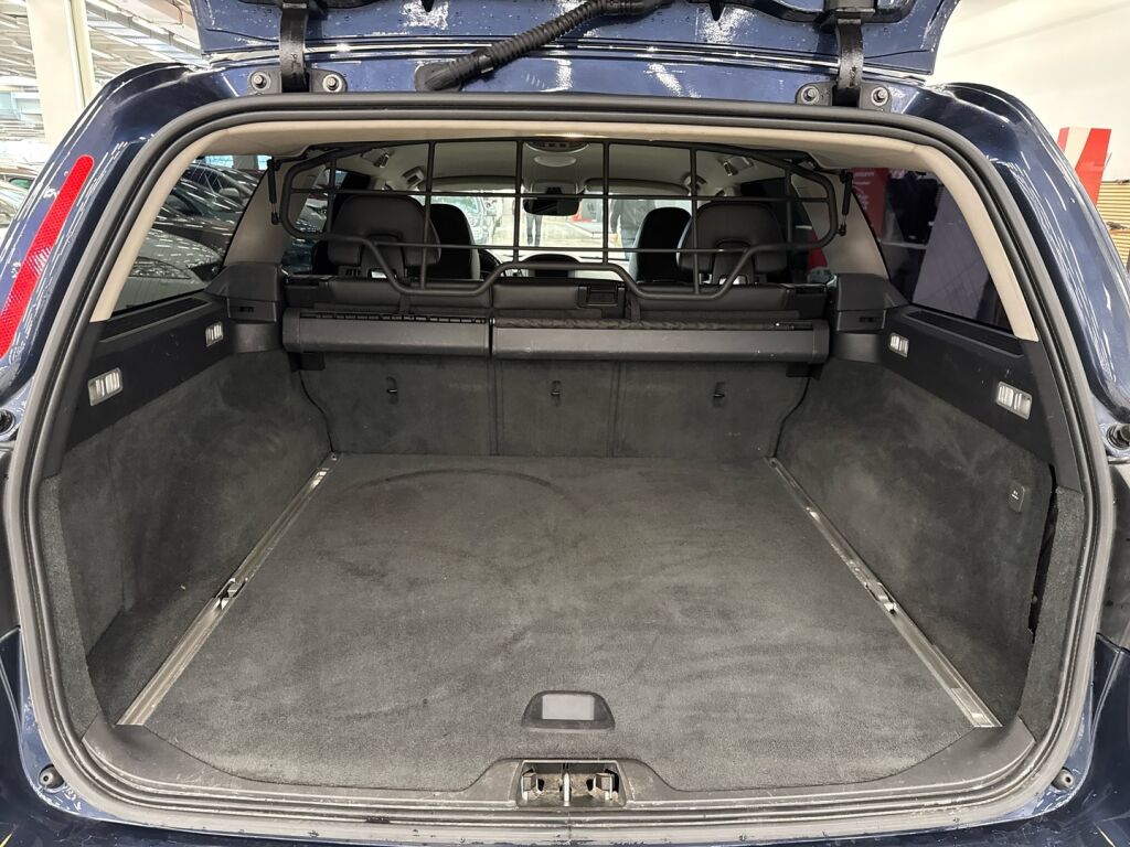 Volvo V70 2014 Sininen