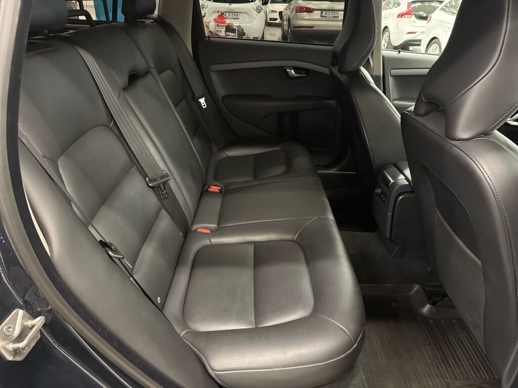 Volvo V70 2014 Sininen