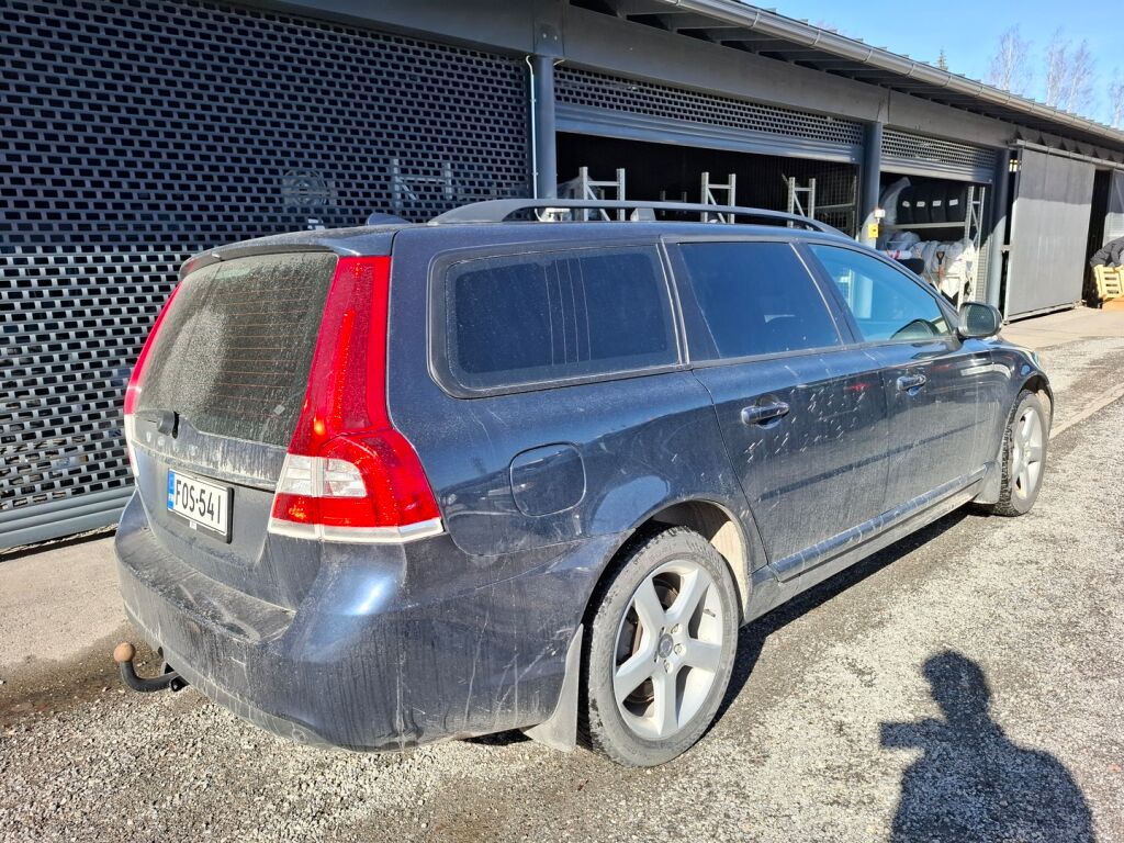 Volvo V70 2014 Sininen