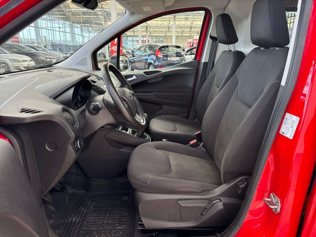 Ford Transit Courier 2021 Punainen