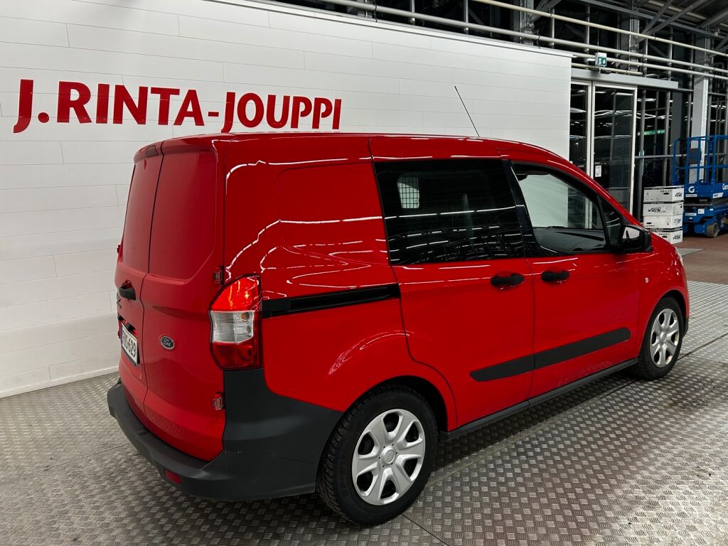 Ford Transit Courier 2021 Punainen