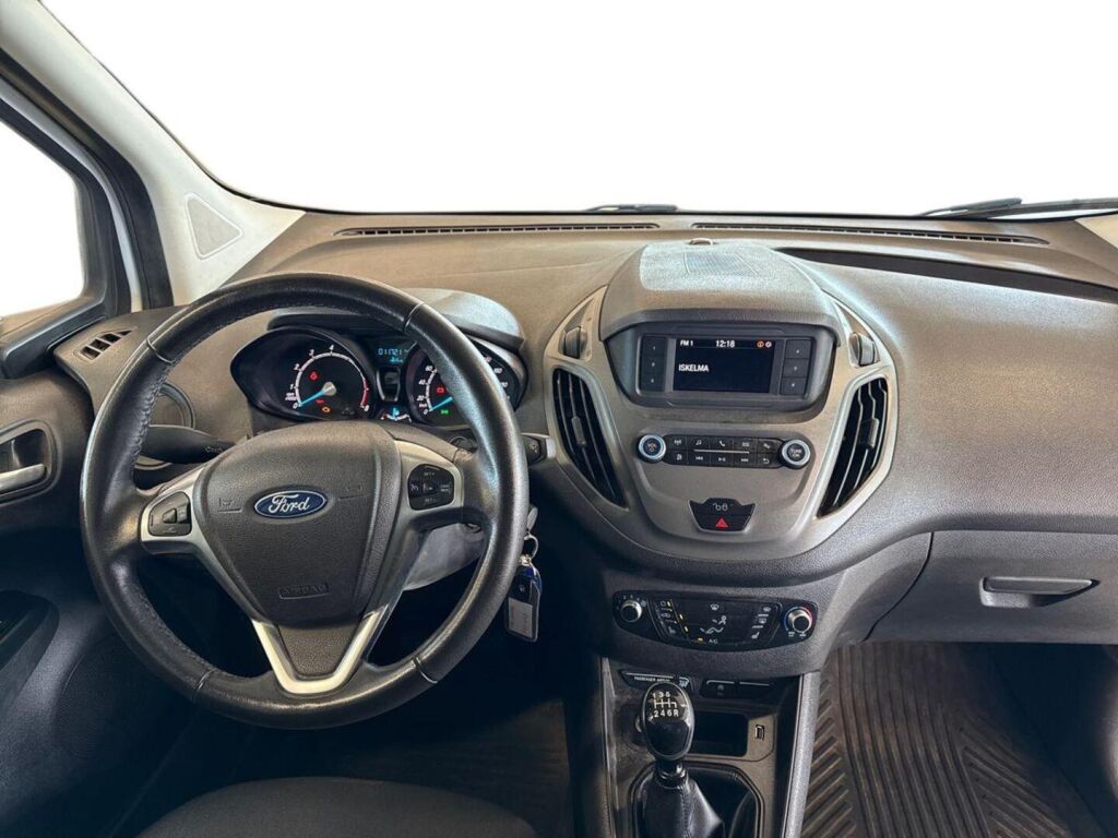 Ford Transit Courier 2021 Valkoinen