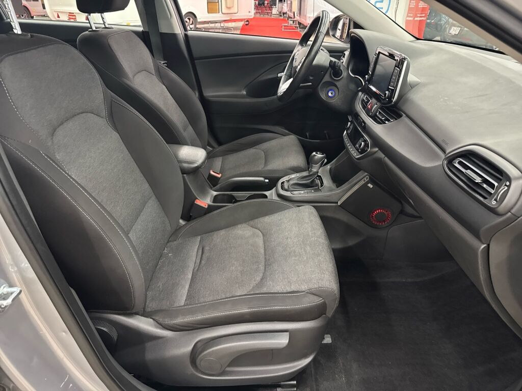 Hyundai i30 Hatchback 2023 Hopea