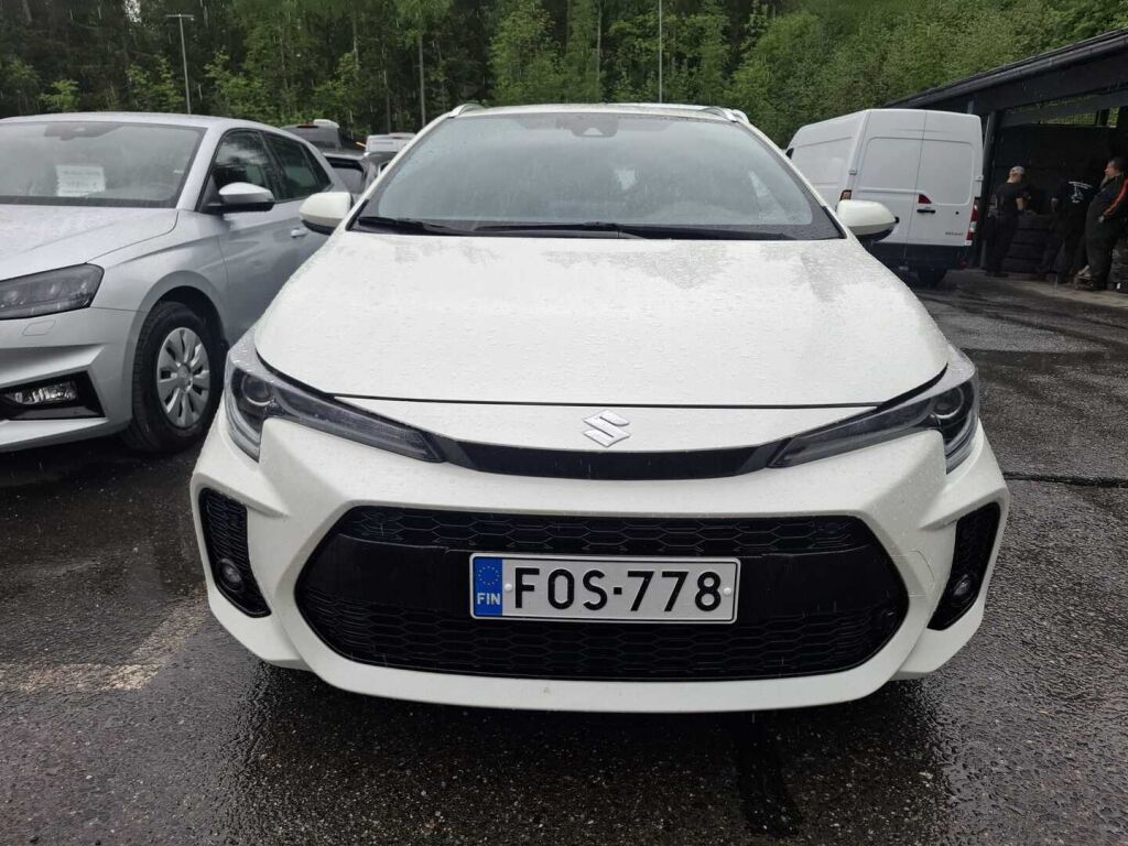Suzuki Swace 2021 Valkoinen