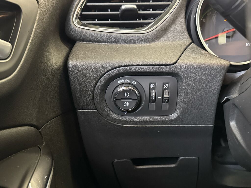 Opel Grandland X 2021 Valkoinen