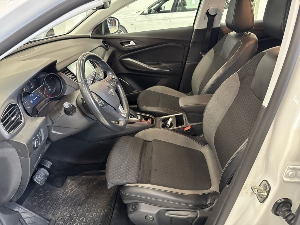 Opel Grandland X 2021 Valkoinen