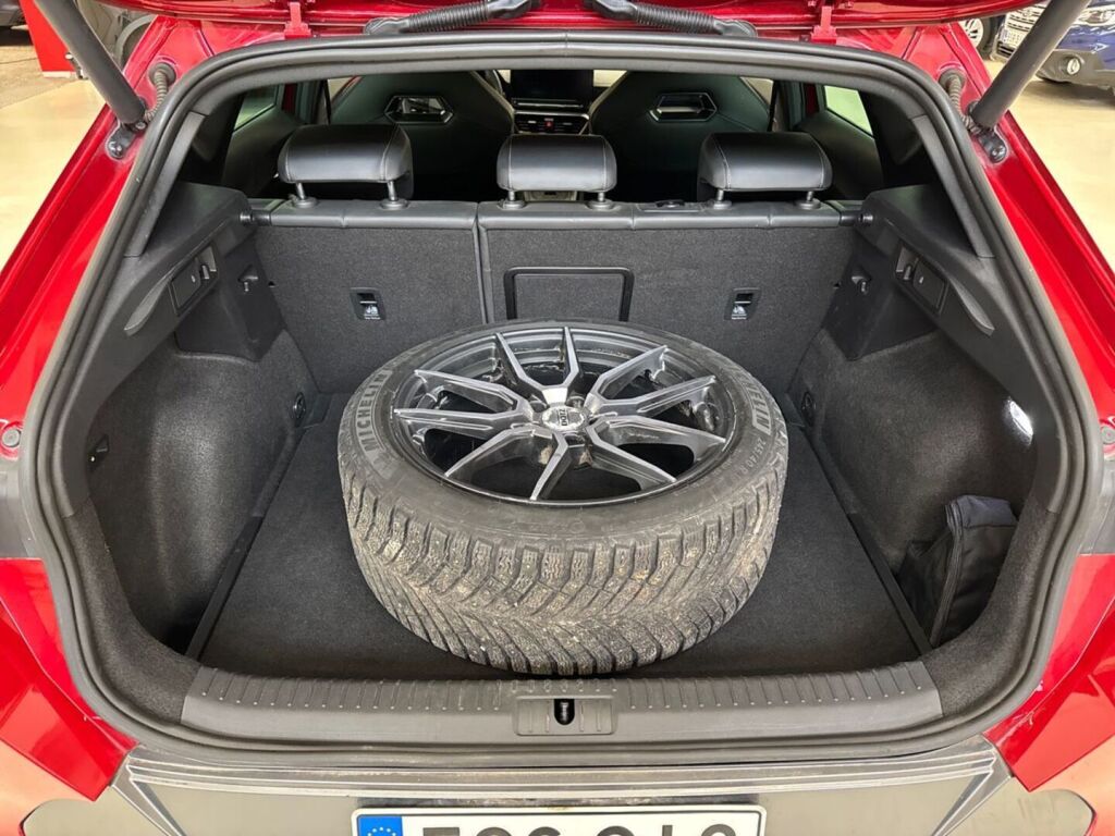Cupra Formentor 2021 Punainen