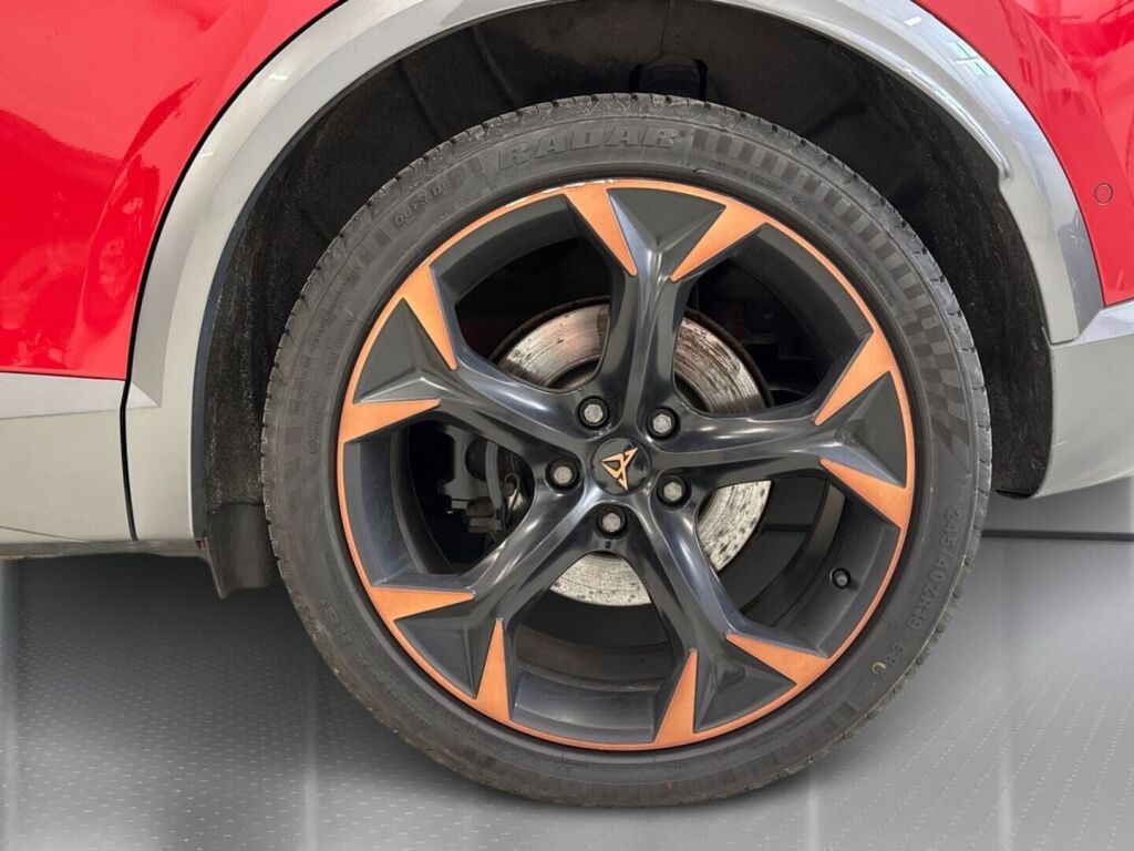 Cupra Formentor 2021 Punainen
