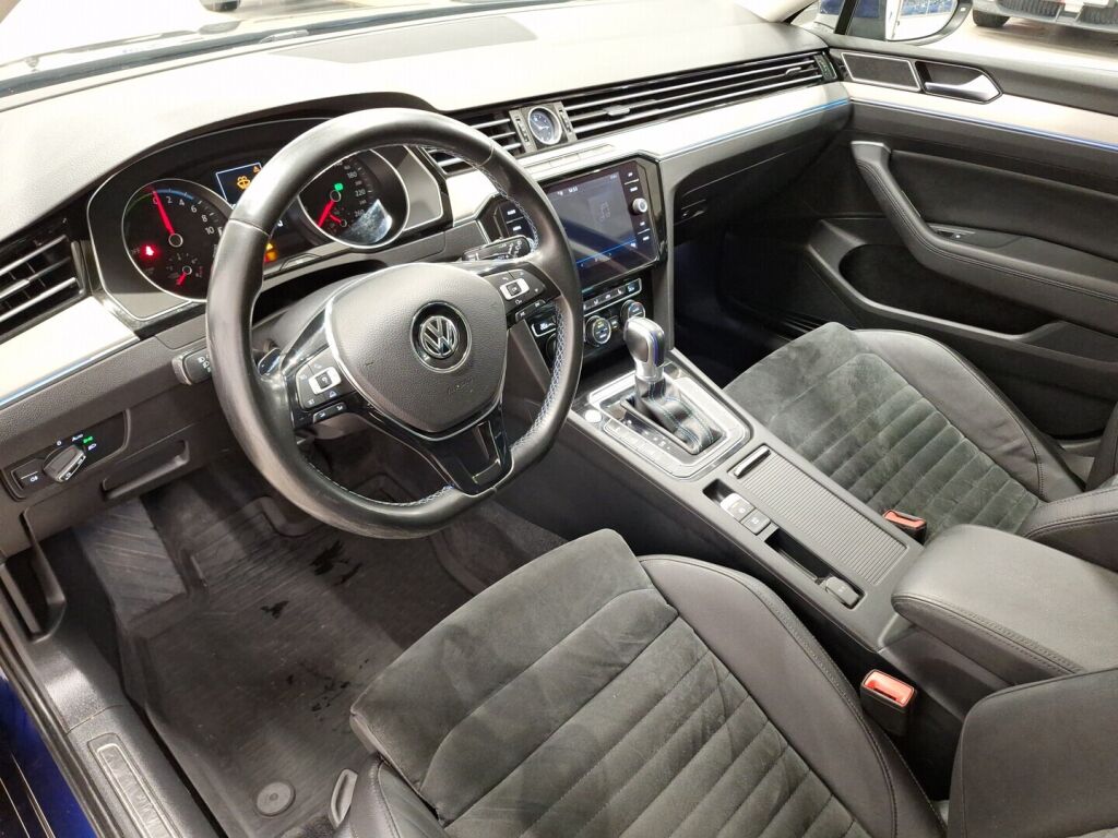 Volkswagen Passat 2017 Sininen