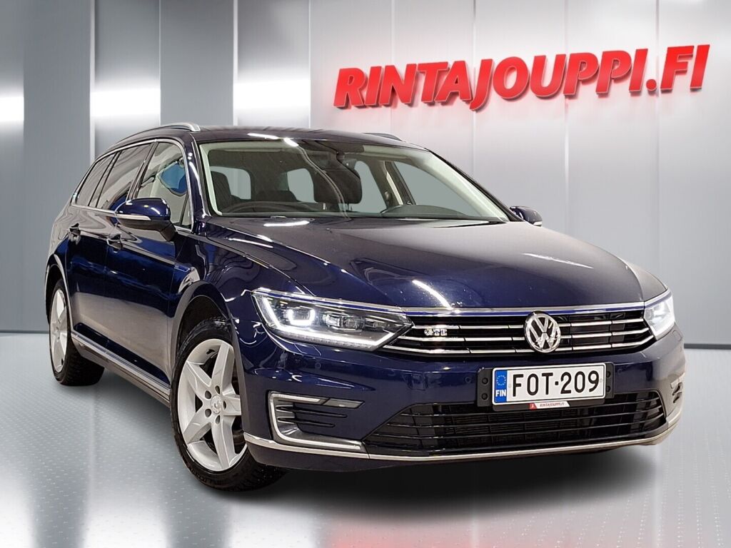 Volkswagen Passat 2017 Sininen