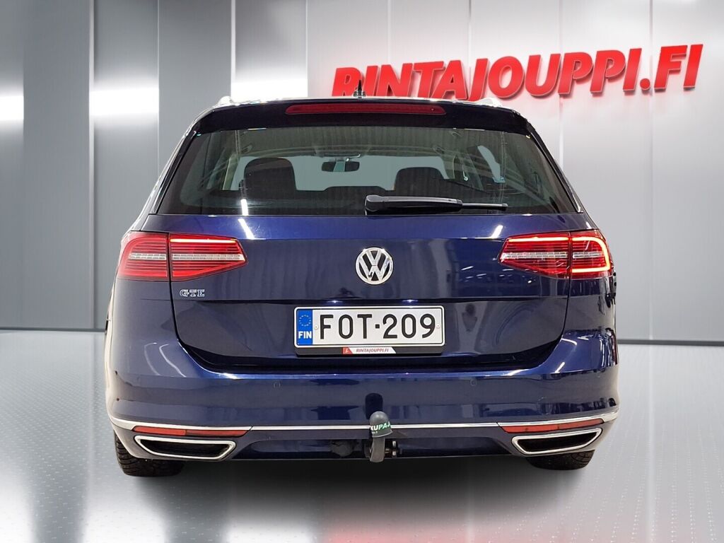 Volkswagen Passat 2017 Sininen