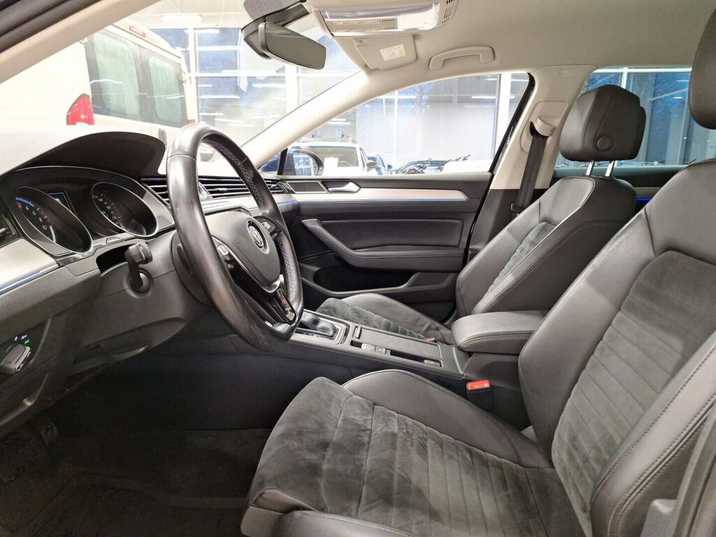 Volkswagen Passat 2017 Sininen