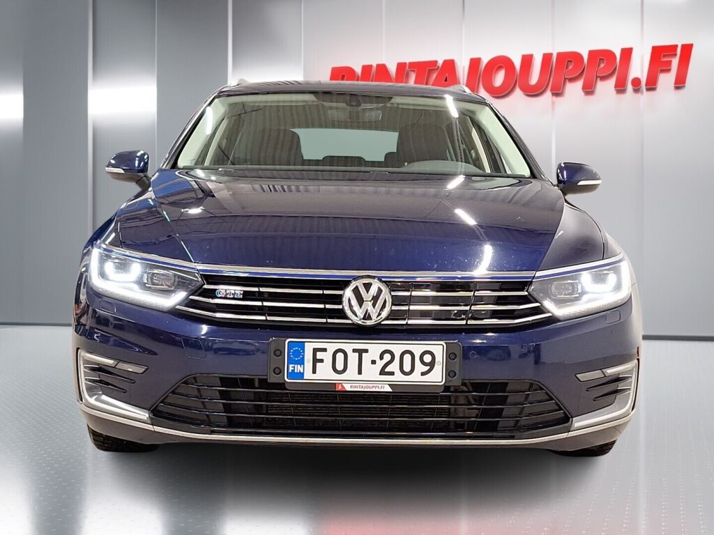 Volkswagen Passat 2017 Sininen
