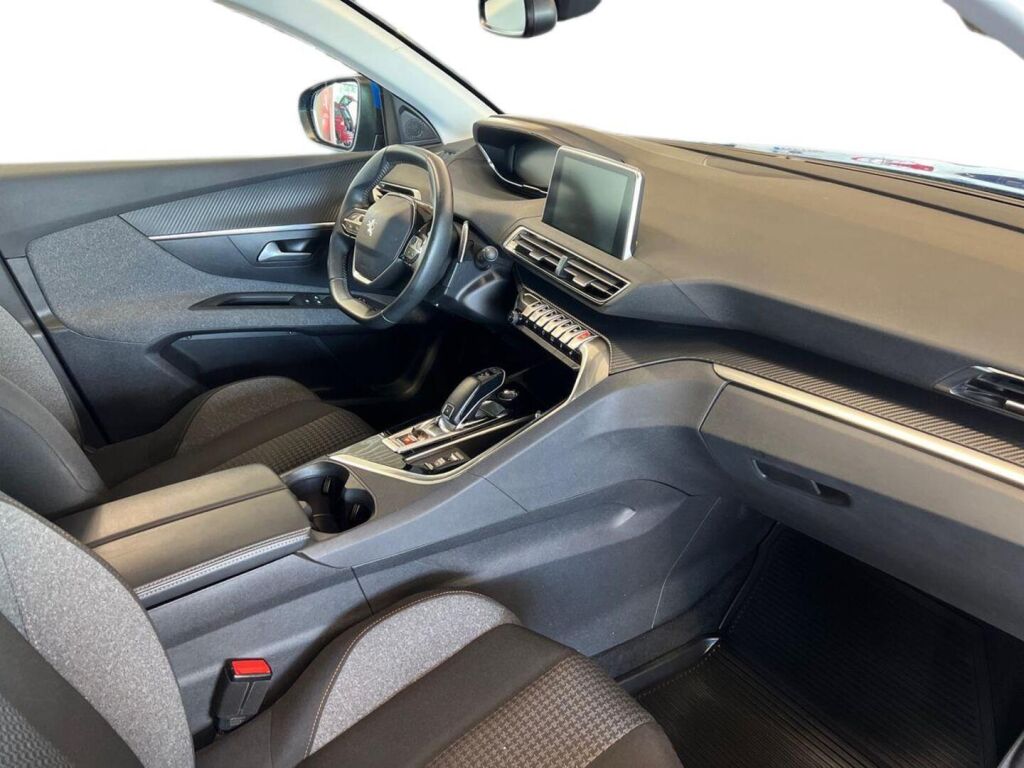 Peugeot 3008 2021 Sininen