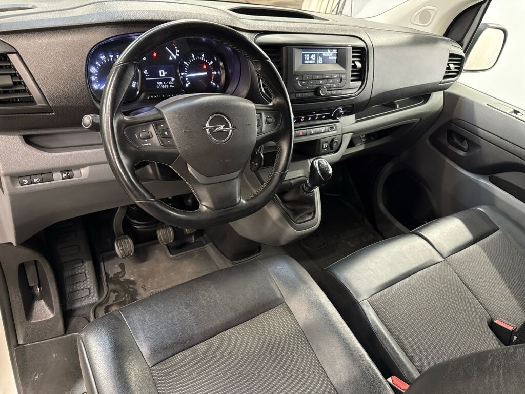 Opel Vivaro 2021 Valkoinen