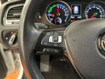 Volkswagen Golf 2017 Valkoinen