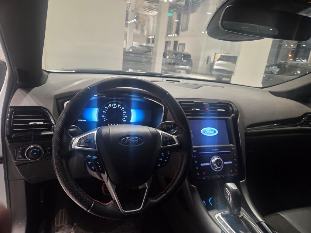 Ford Mondeo 2022 Valkoinen