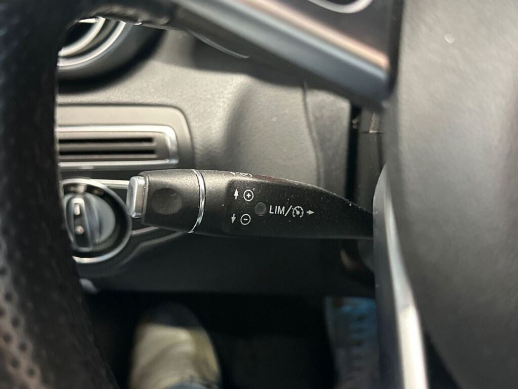 Mercedes-Benz C 2015 Harmaa
