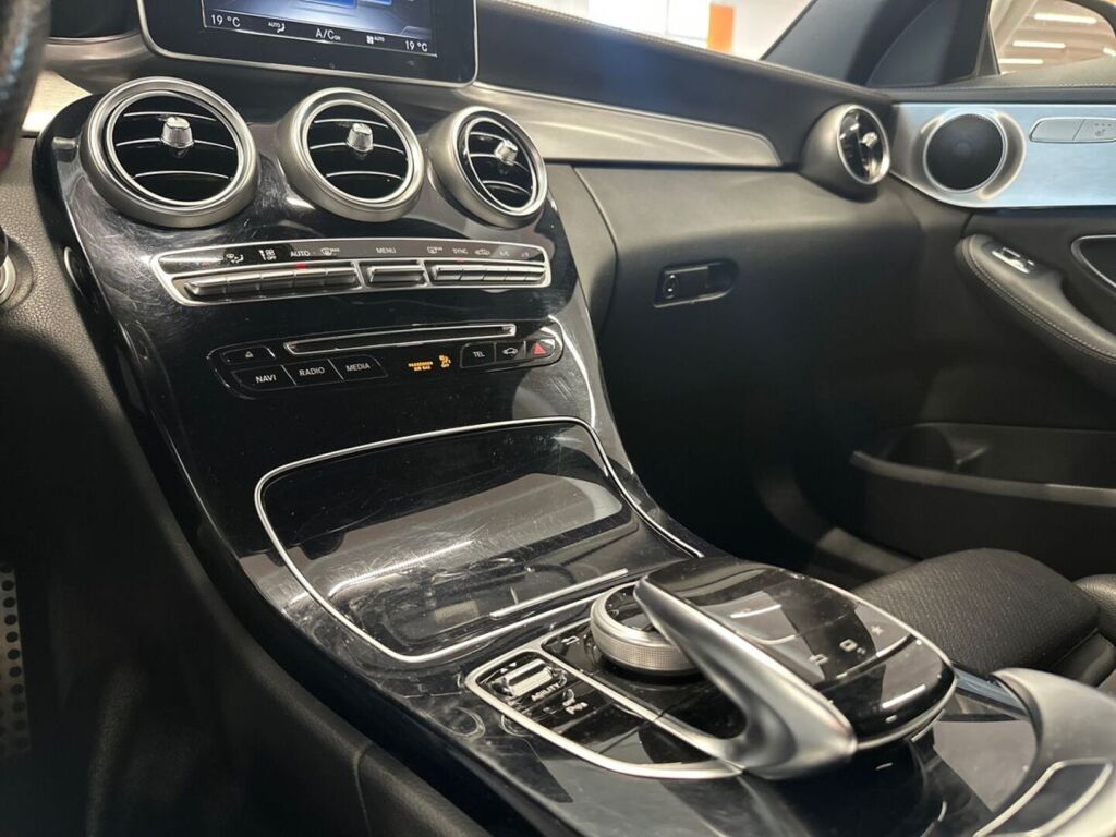 Mercedes-Benz C 2015 Harmaa