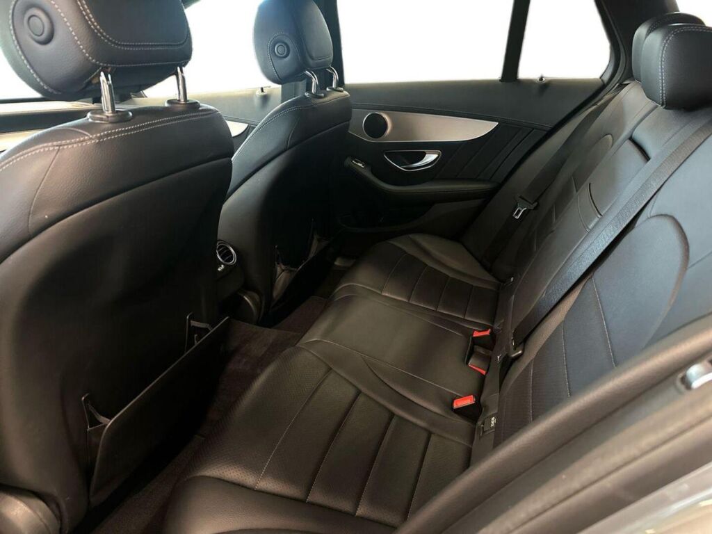 Mercedes-Benz C 2015 Harmaa
