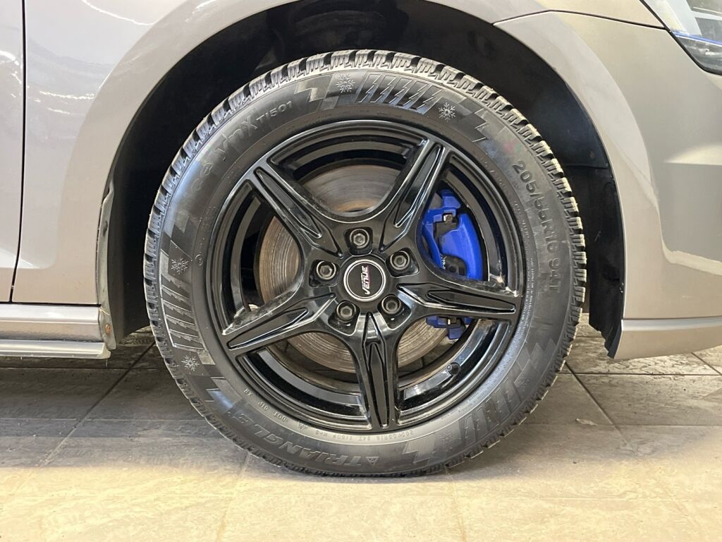 Volkswagen Golf 2015 Harmaa