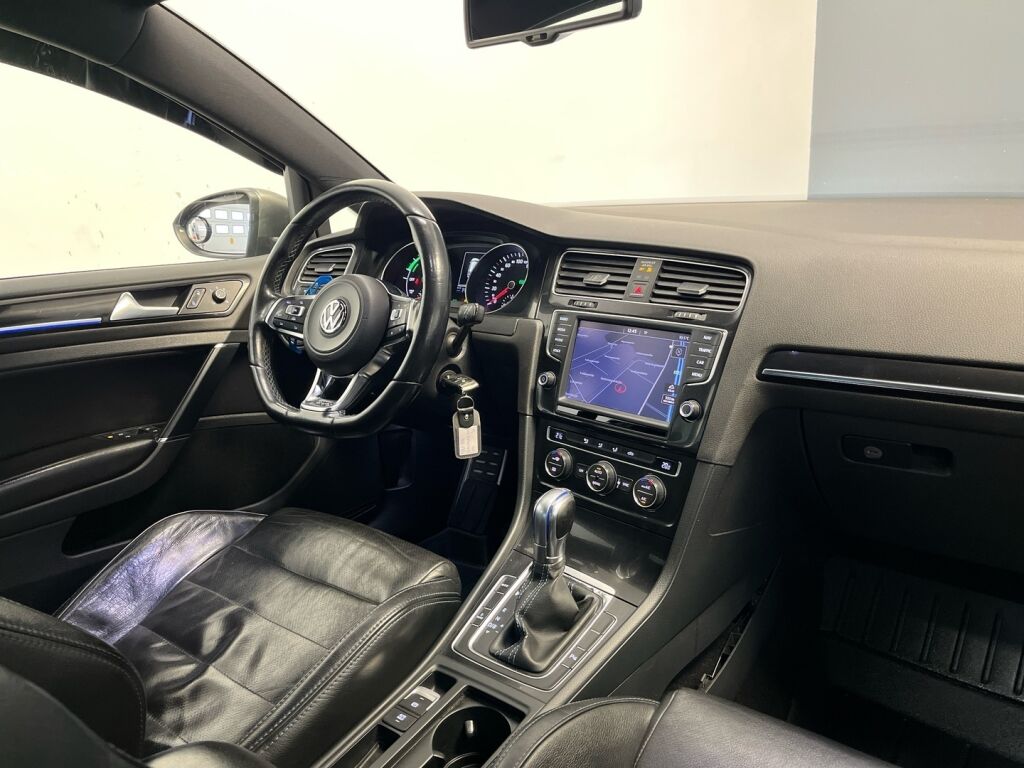 Volkswagen Golf 2015 Harmaa