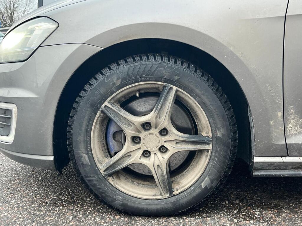 Volkswagen Golf 2015 Harmaa