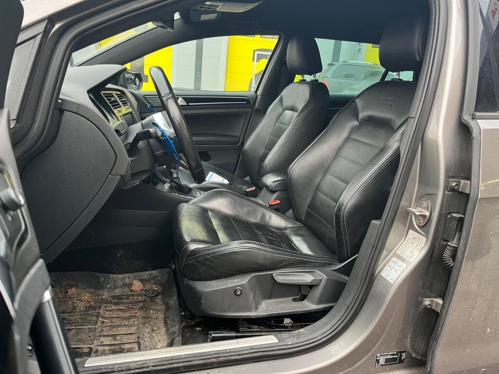 Volkswagen Golf 2015 Harmaa