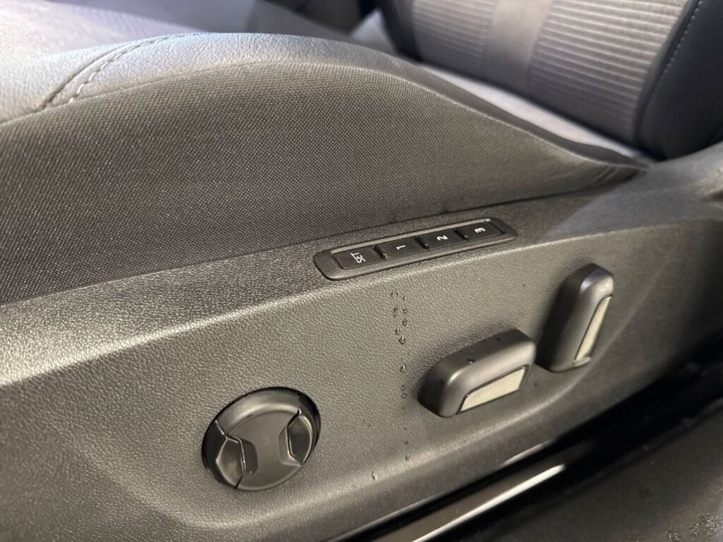 Skoda Enyaq 2021 Harmaa