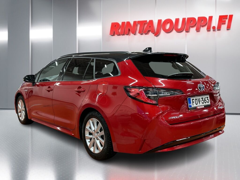 Toyota Corolla 2021 Punainen