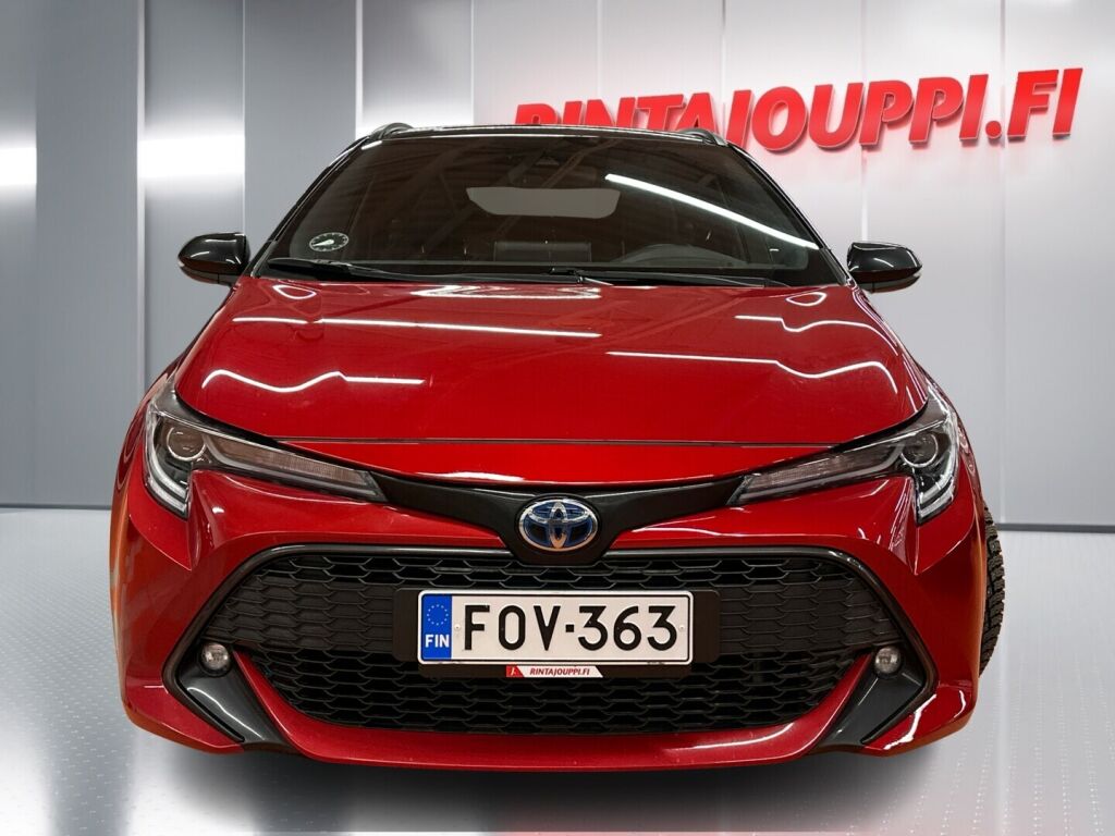 Toyota Corolla 2021 Punainen