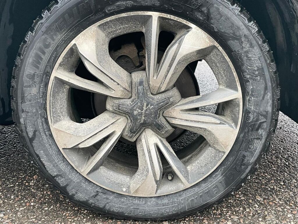 Maxus Euniq 5 2022 Hopea