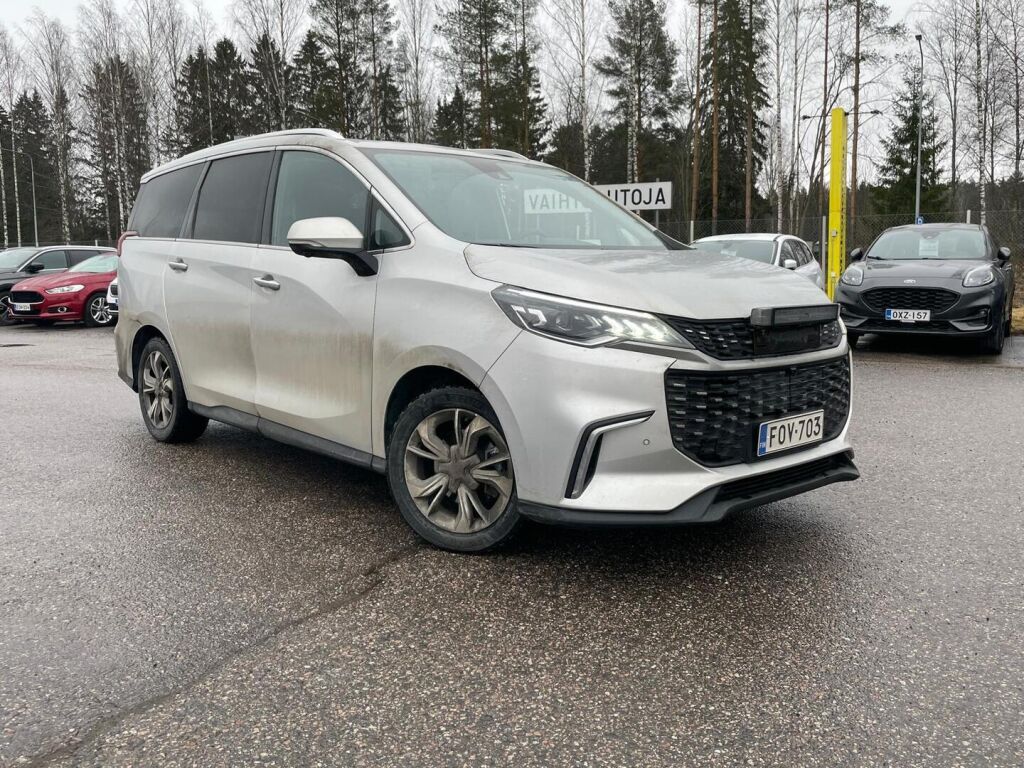 Maxus Euniq 5 2022 Hopea