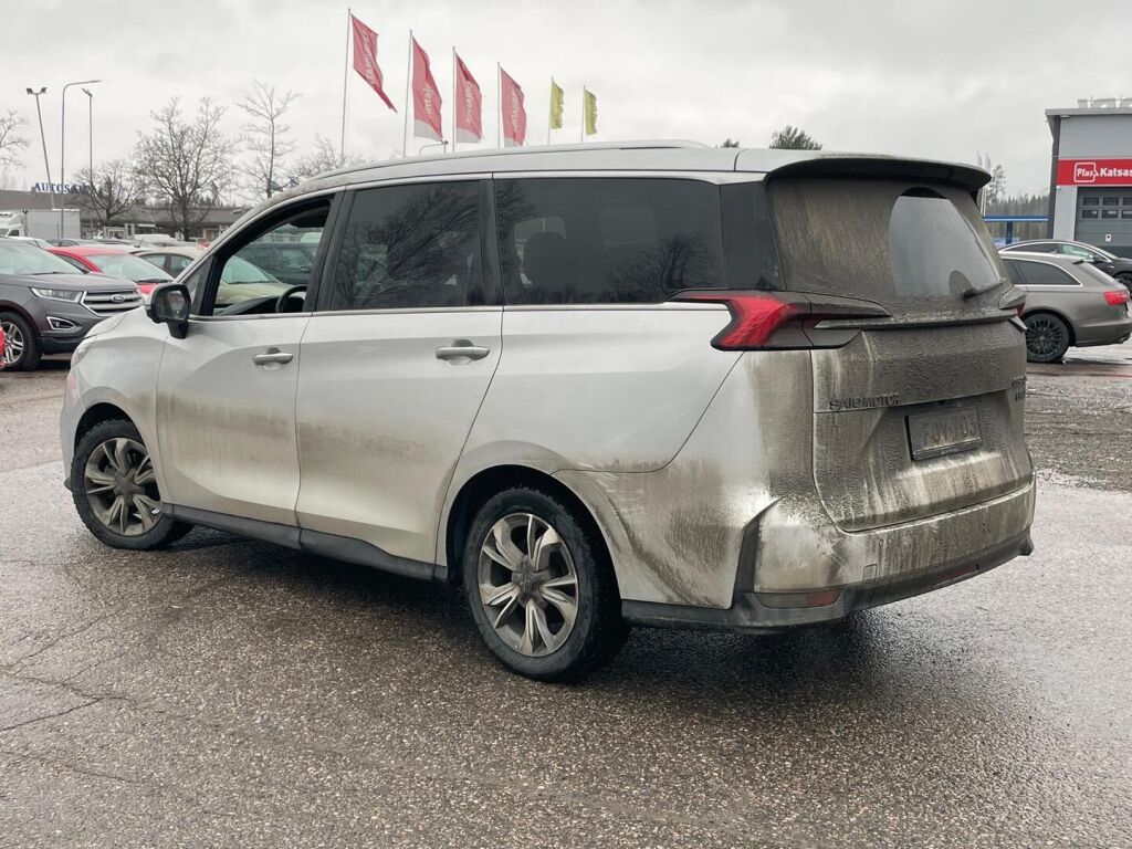 Maxus Euniq 5 2022 Hopea