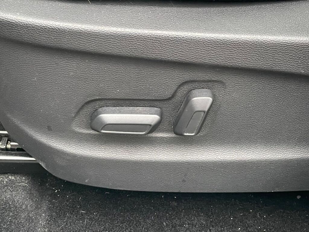 Maxus Euniq 5 2022 Hopea