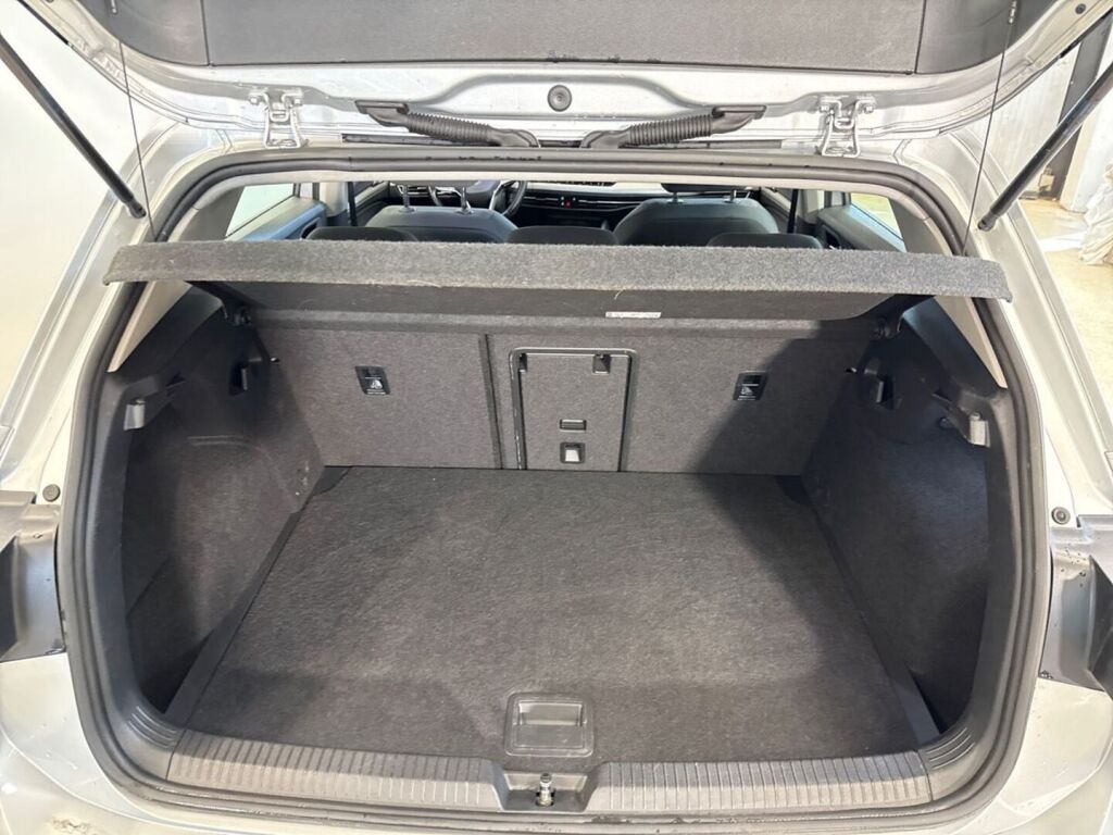 Volkswagen Golf 2020 Hopea