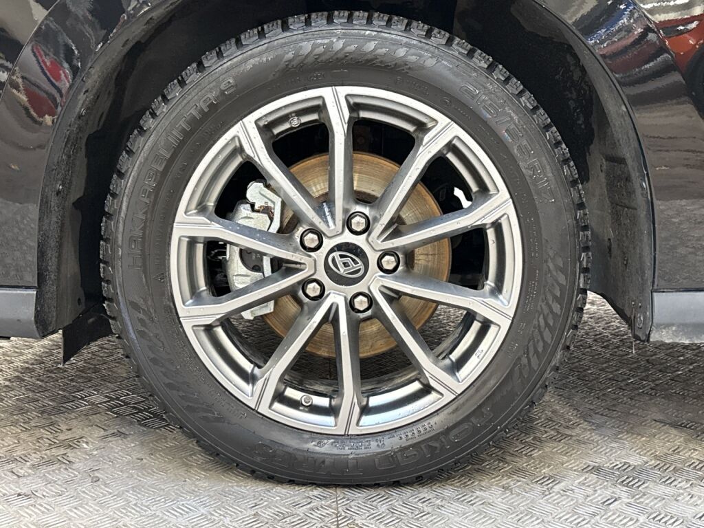 Maxus Euniq 5 2021 Musta