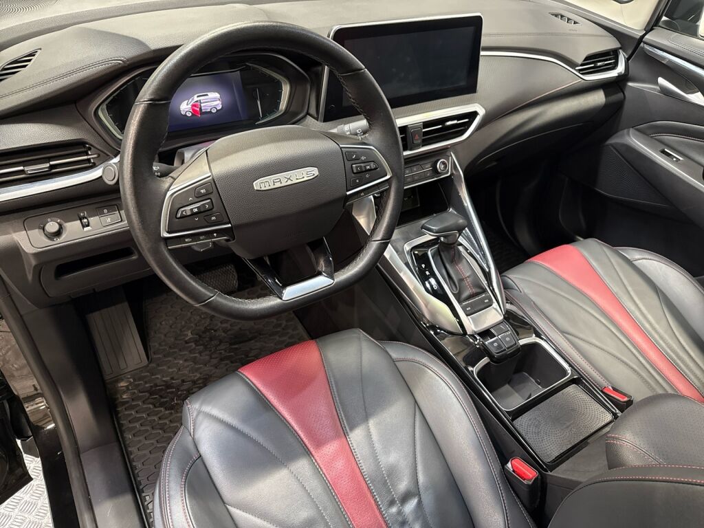 Maxus Euniq 5 2021 Musta