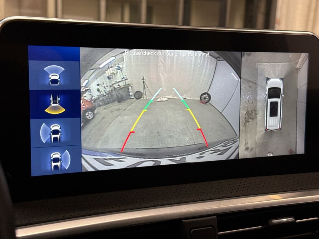 Maxus Euniq 5 2021 Musta