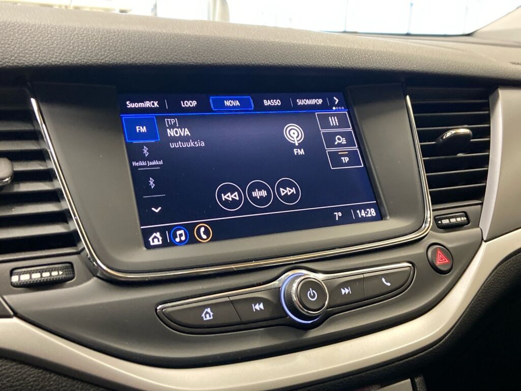 Opel Astra 2021 Valkoinen