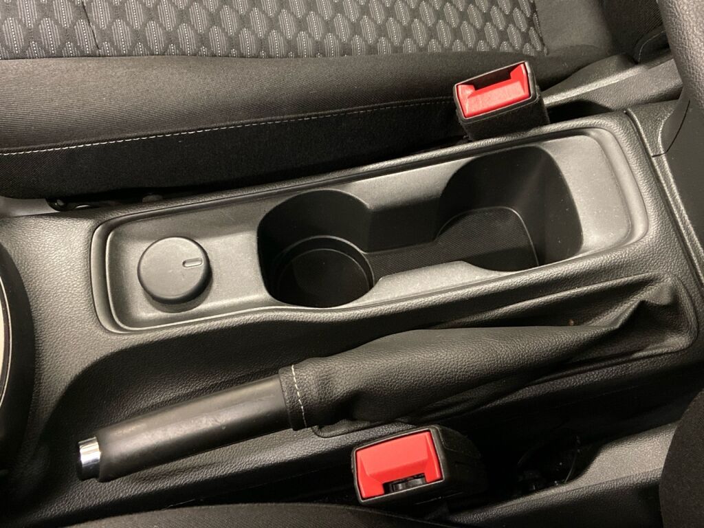 Opel Astra 2021 Valkoinen