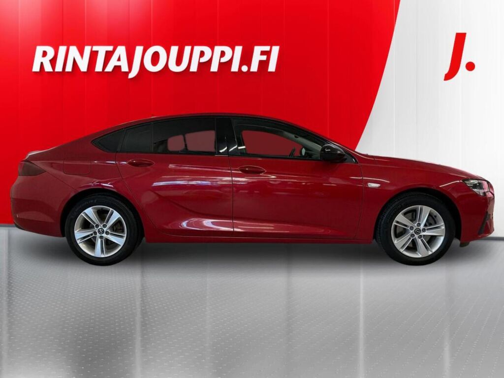 Opel Insignia 2022 Punainen