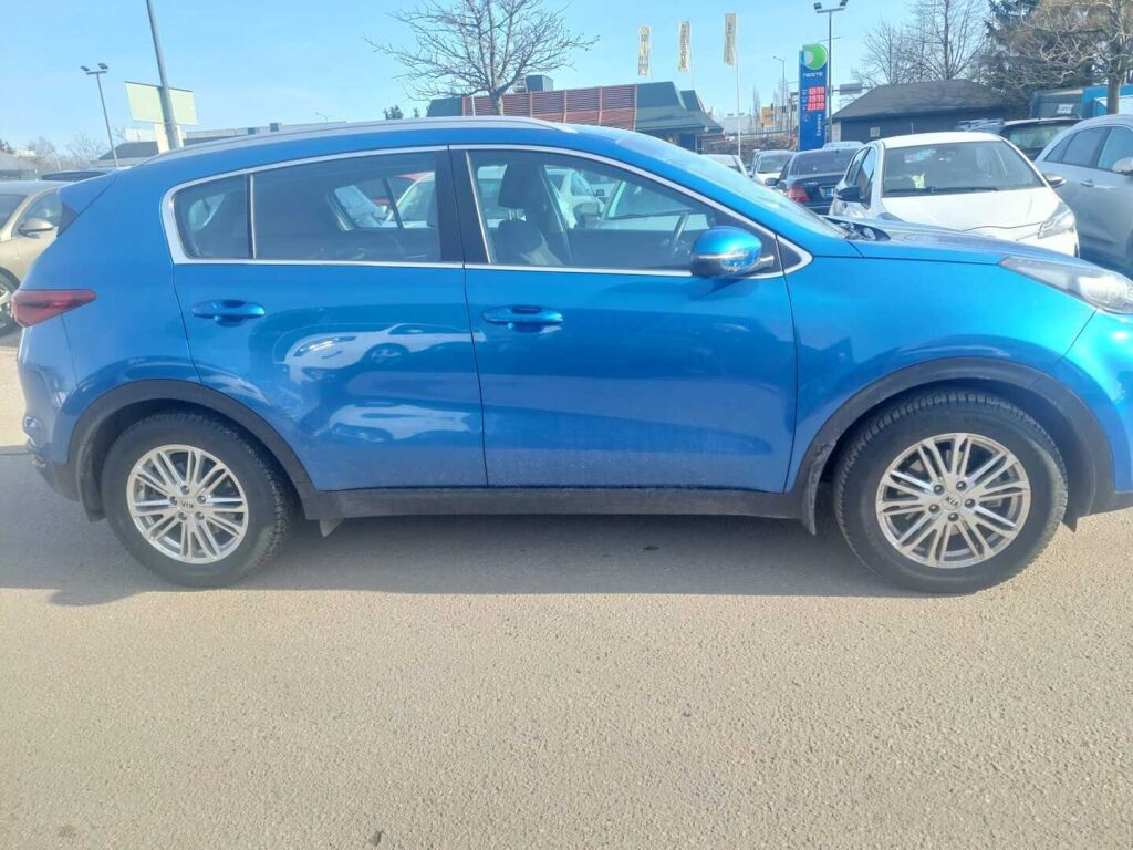 Kia Sportage 2022 Sininen