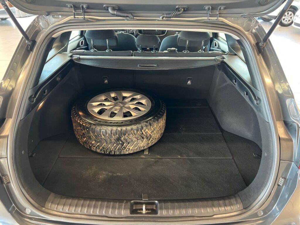 Kia Ceed 2022 Harmaa