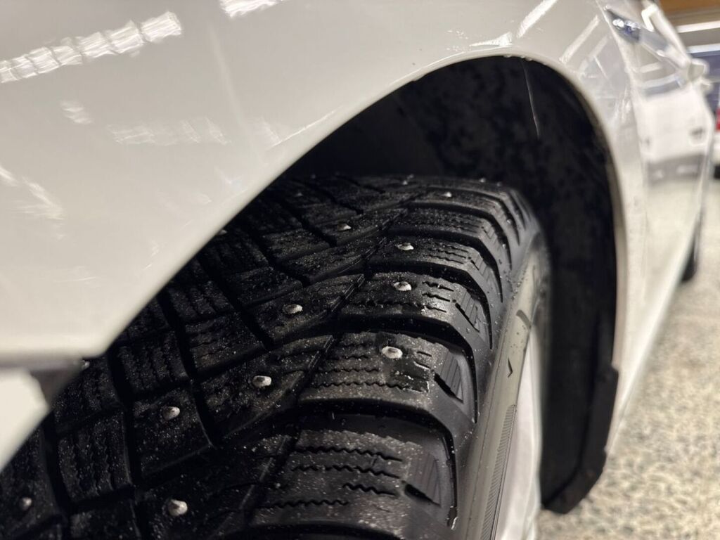 Volkswagen Passat 2018 Valkoinen