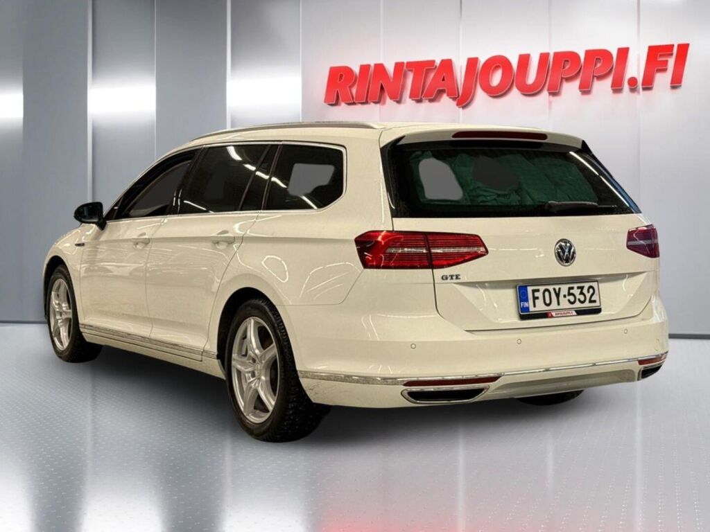 Volkswagen Passat 2018 Valkoinen